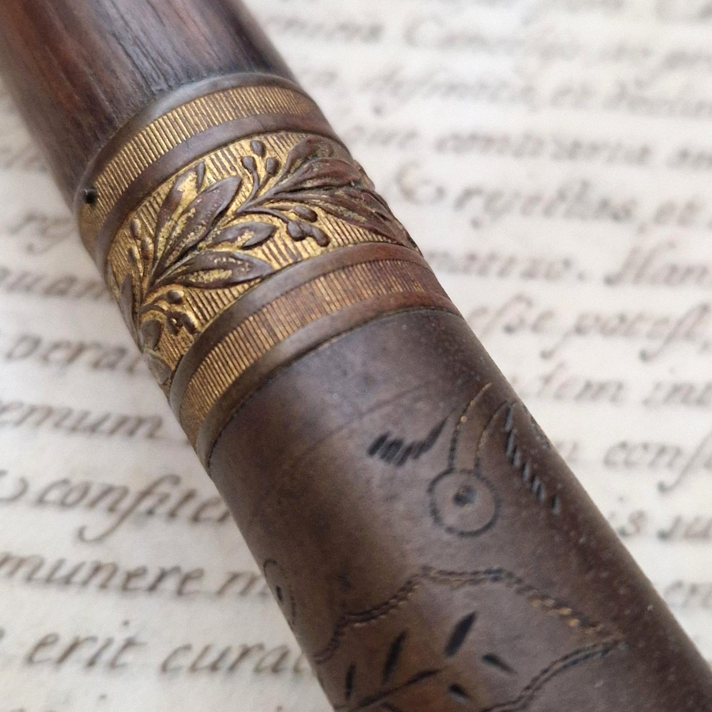 Large turned wood and brass reading magnifying glass