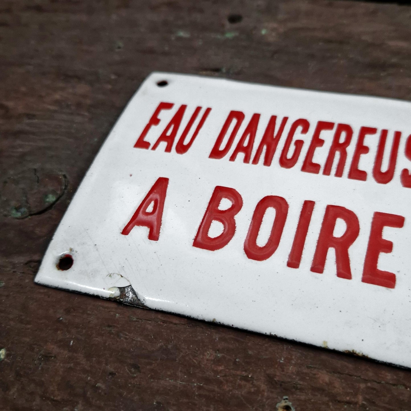 Plaque émaillée « Eau dangereuse à boire »