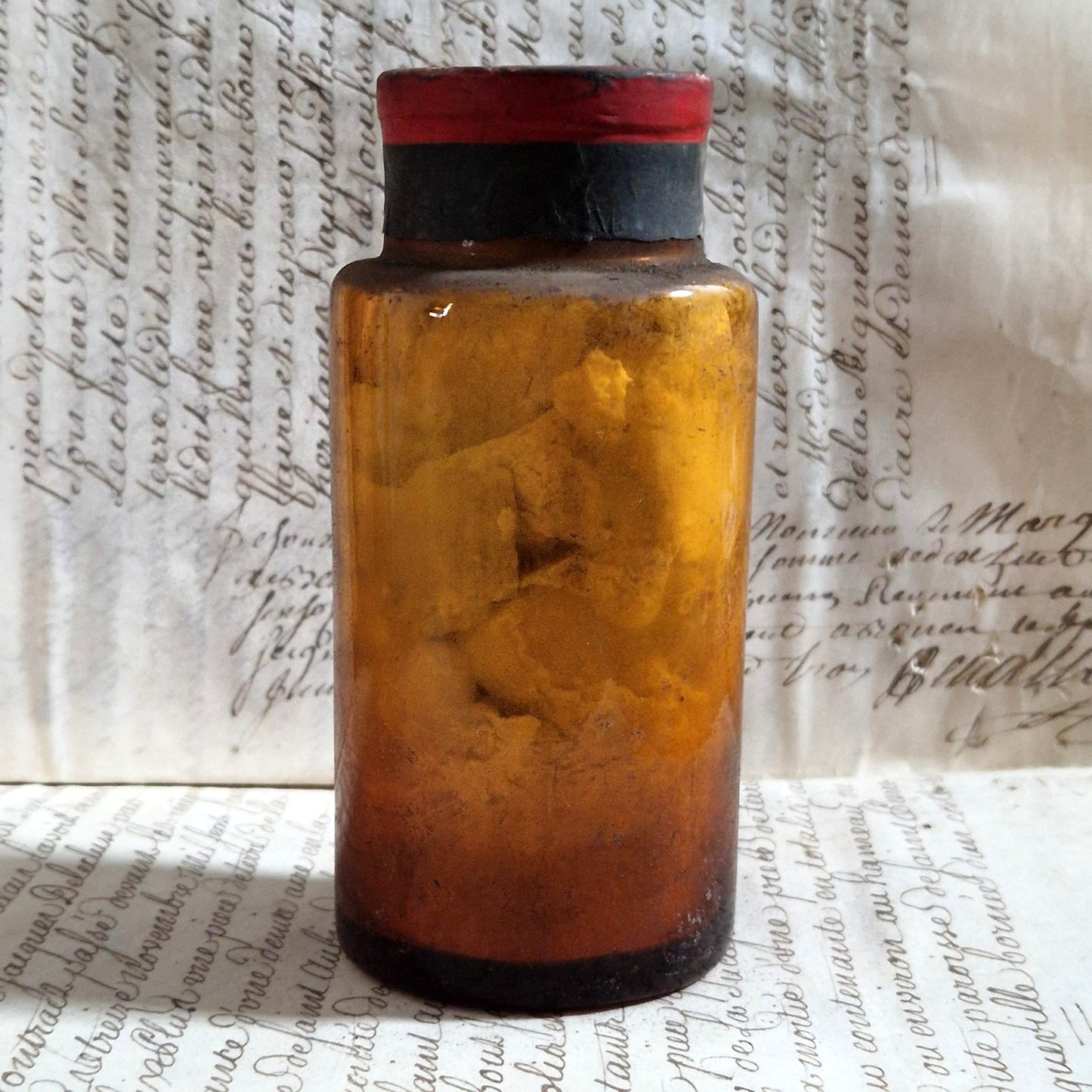 Sealed bottle "Calcium Chloride", Poulenc Frères