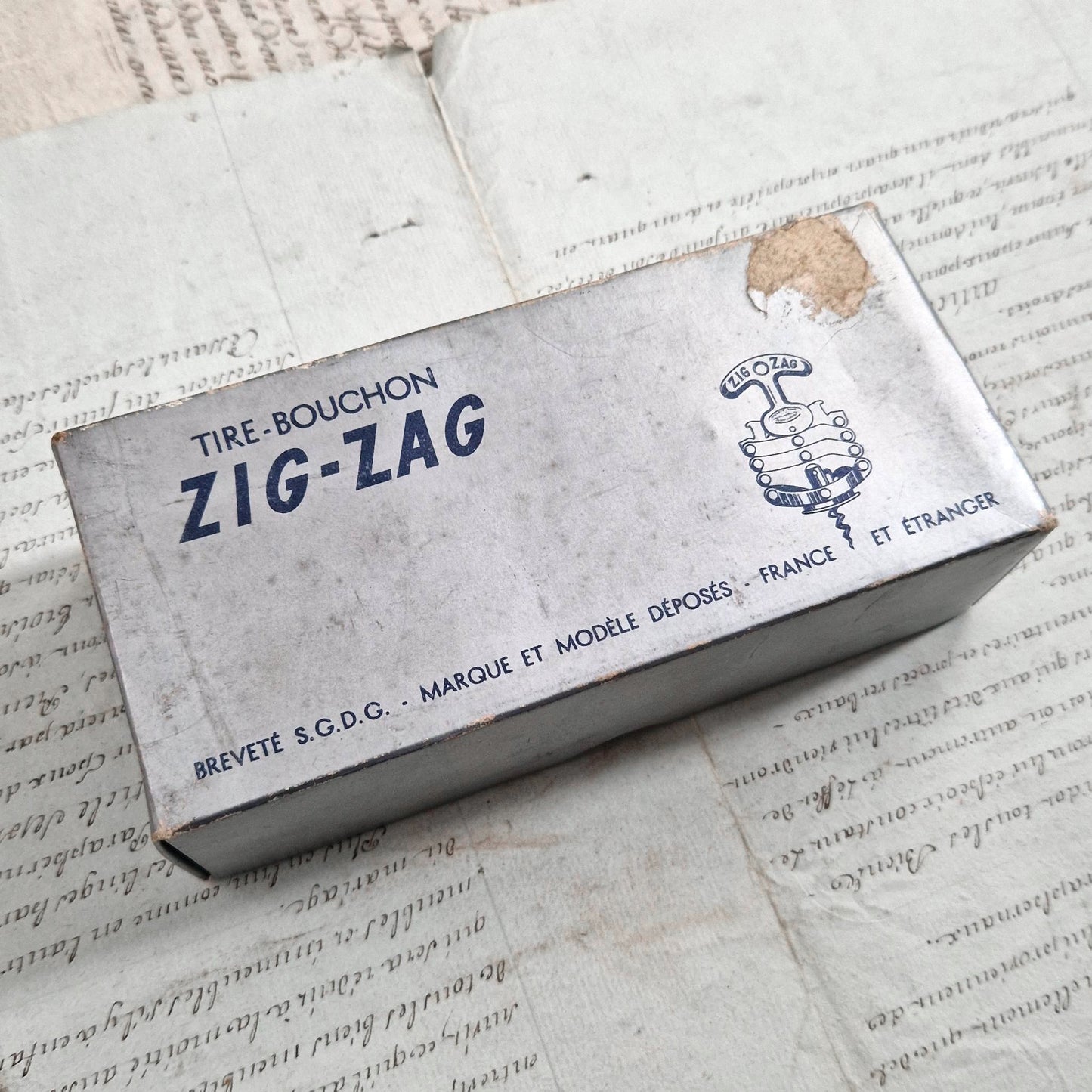 "ZIG-ZAG" mechanical corkscrew in original box