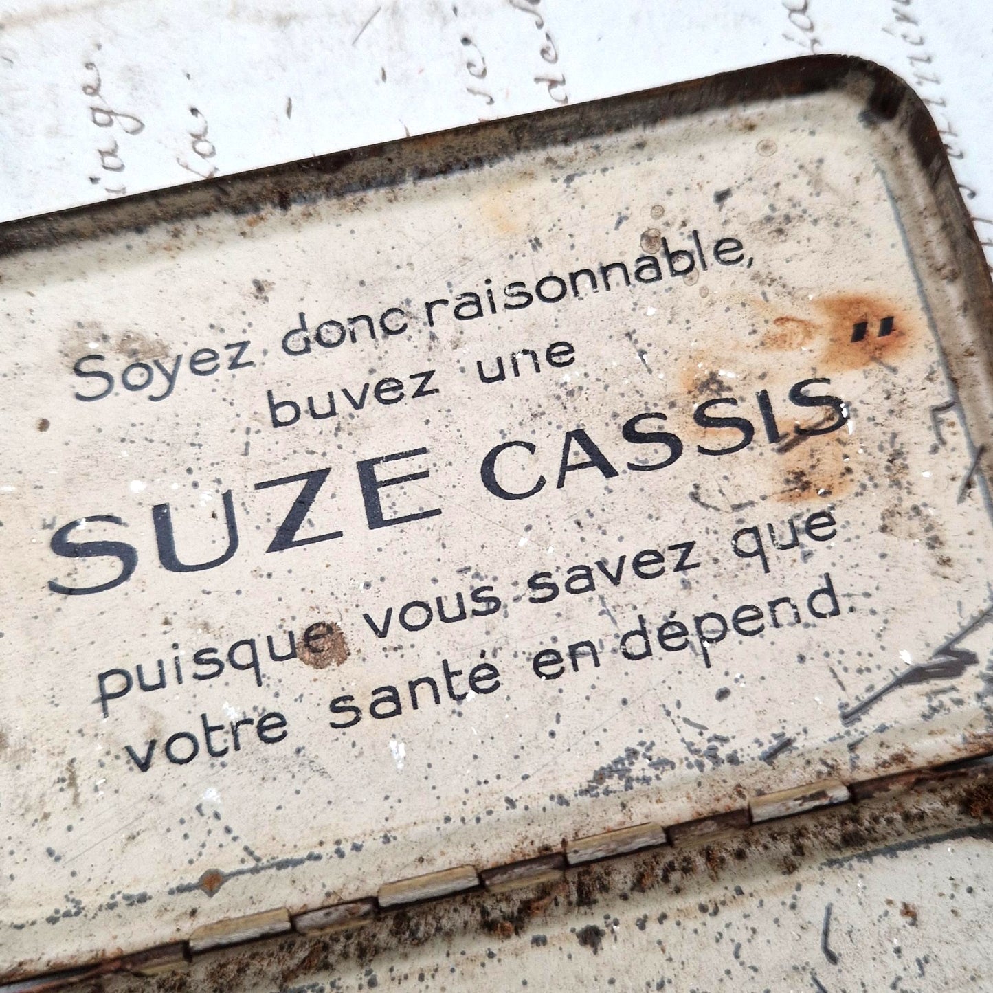 Boîte en tôle lithographiée « SUZE », Vers 1930