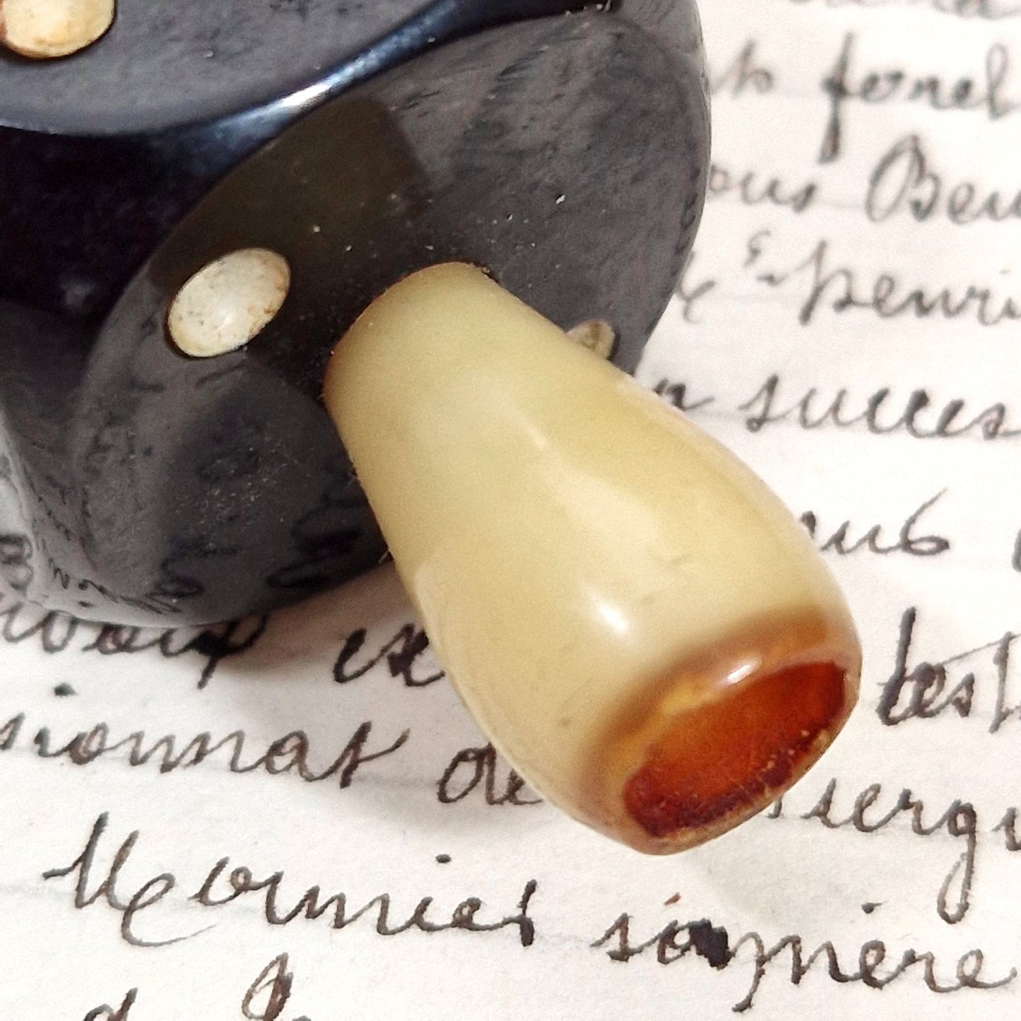 Curieux Dé mécanique tournant en bakélite - Circa 1930