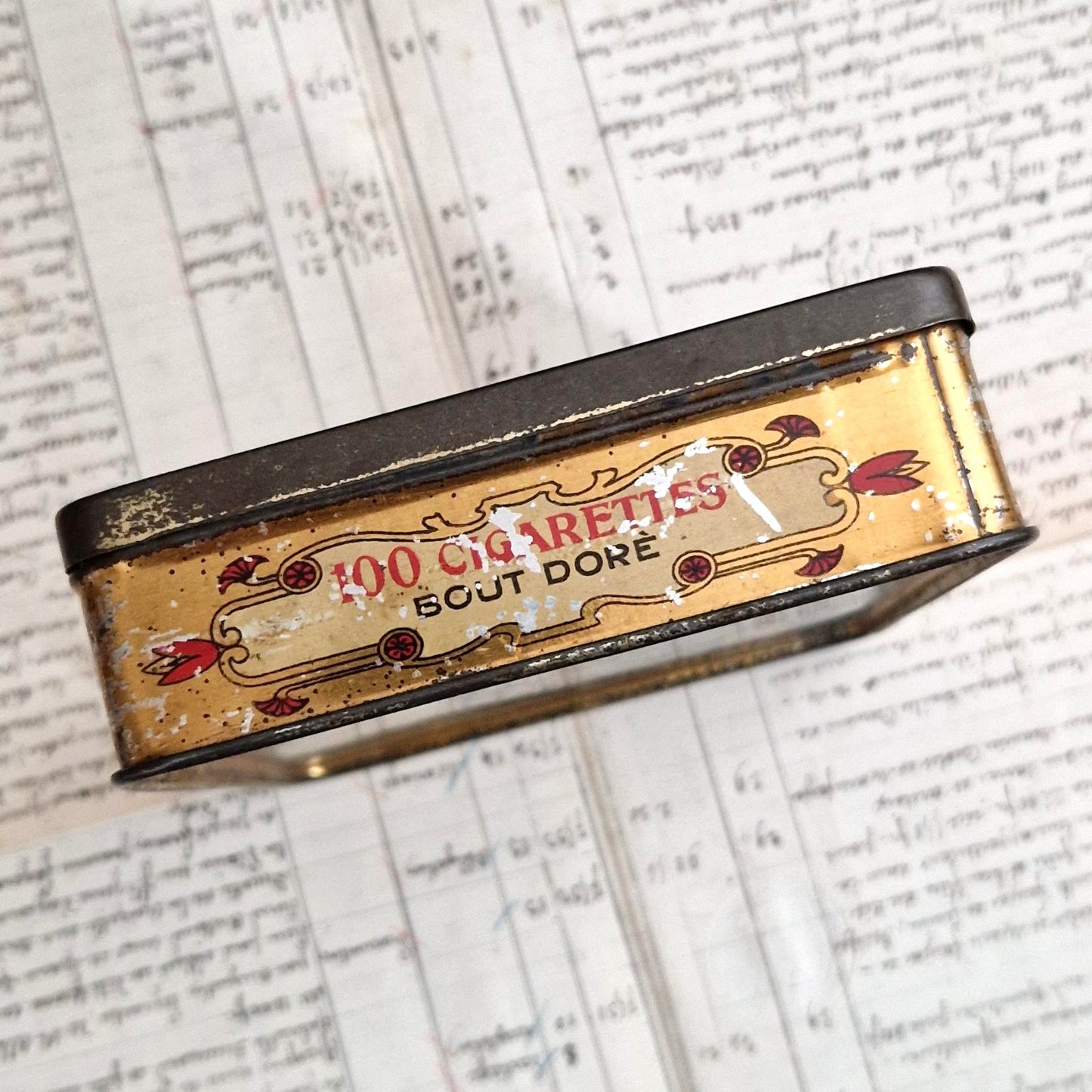 Vintage box "Nestor Gianaclis Ltd - King Cigarettes"