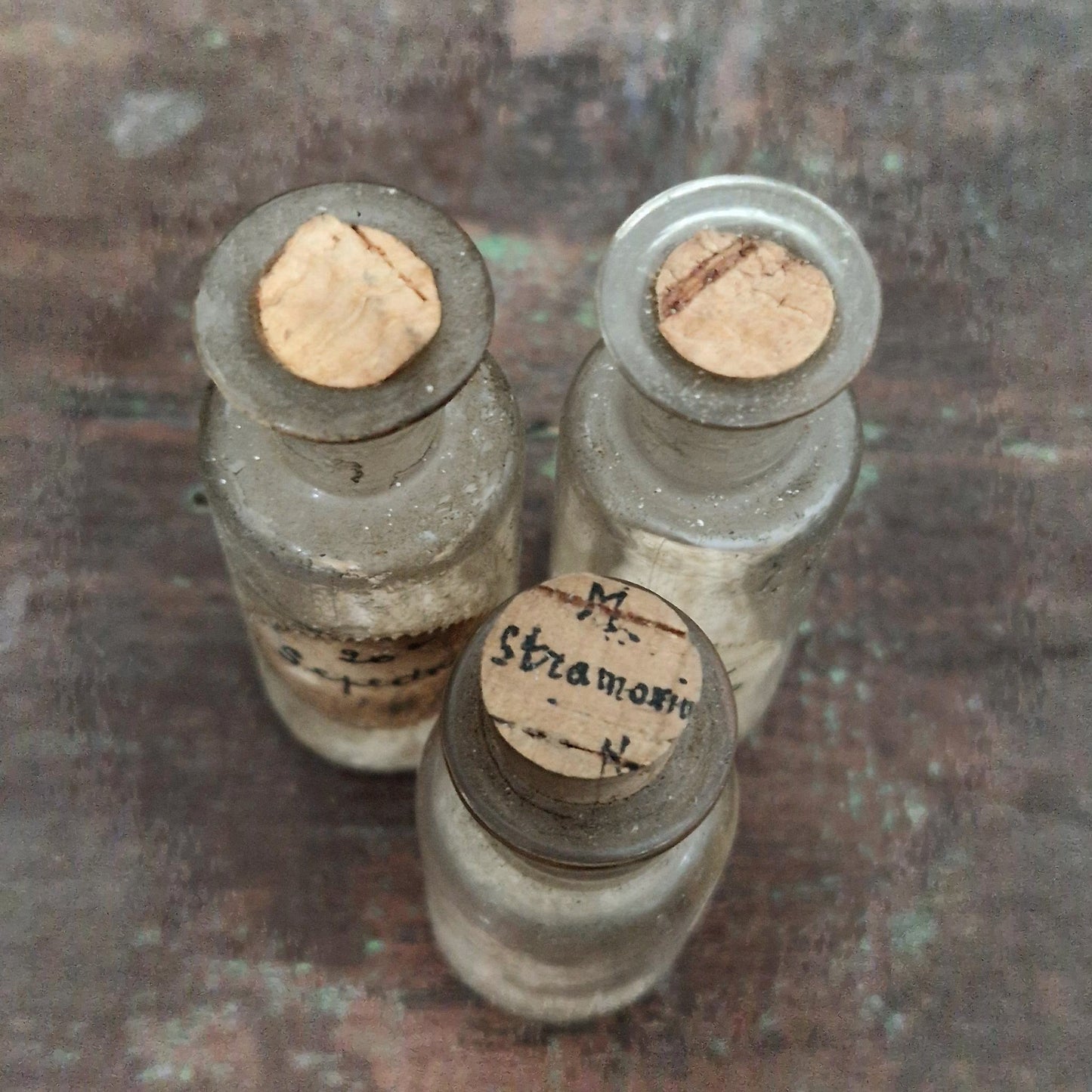 Fioles de laboratoire / officine homéopathique (l26)