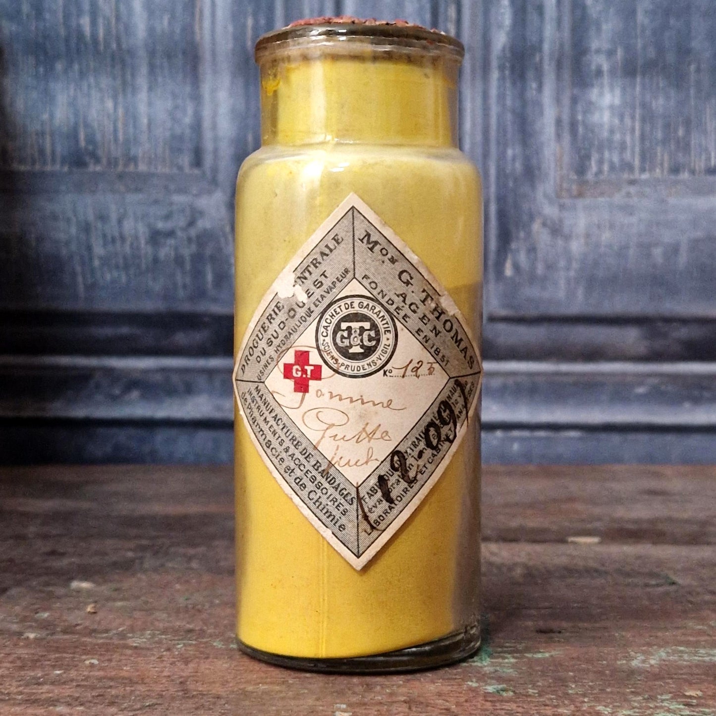 Bottle "Gamboge Powder" - Pigment / Purgative