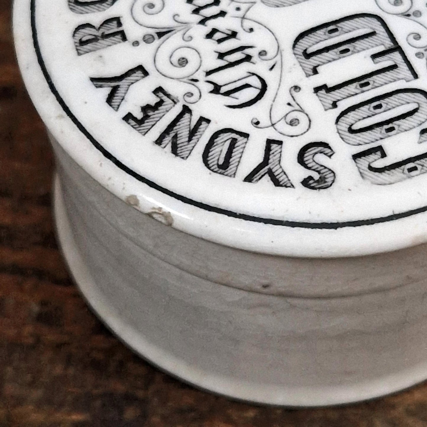 Ancien pot cosmétique « Sydney Rogers Cold Cream - Southsea »