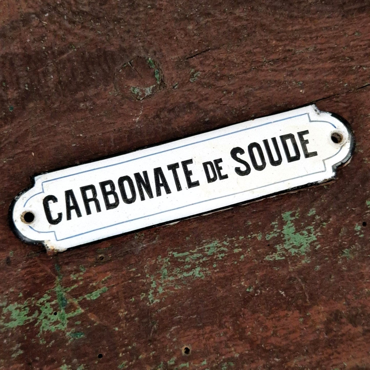 Plaque émaillée « Carbonate de Soude » - France, vers 1900