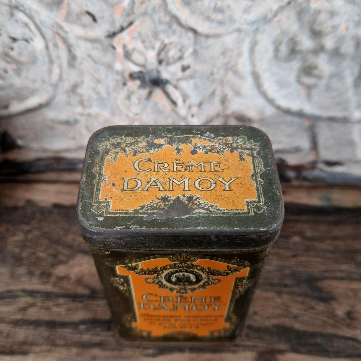 Ancienne boîte publicitaire « Crème Damoy »