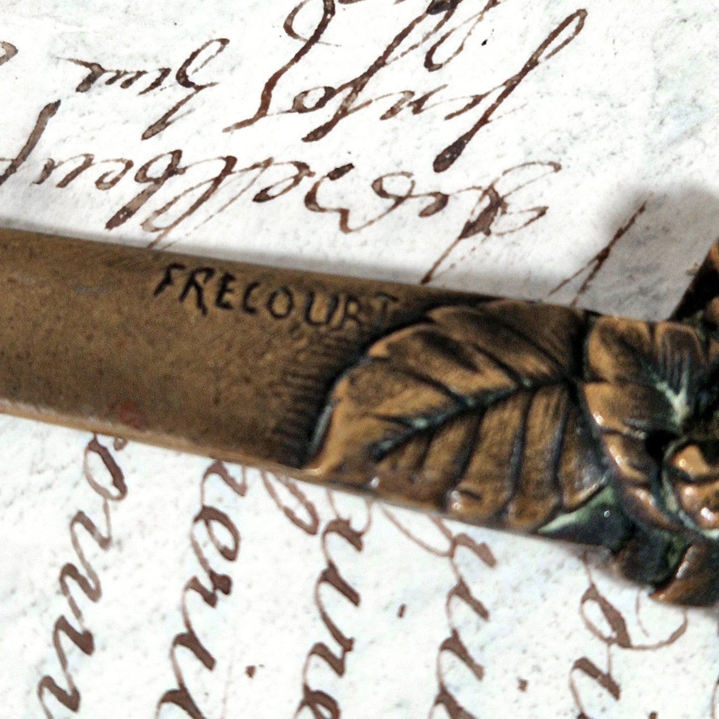 coupe papier ancien bronze floral