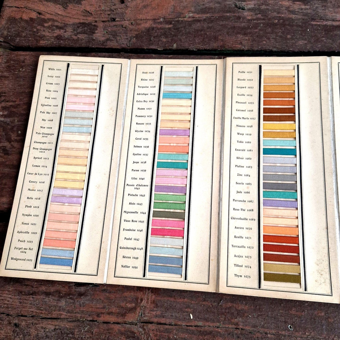 nuancier crepe chine art deco