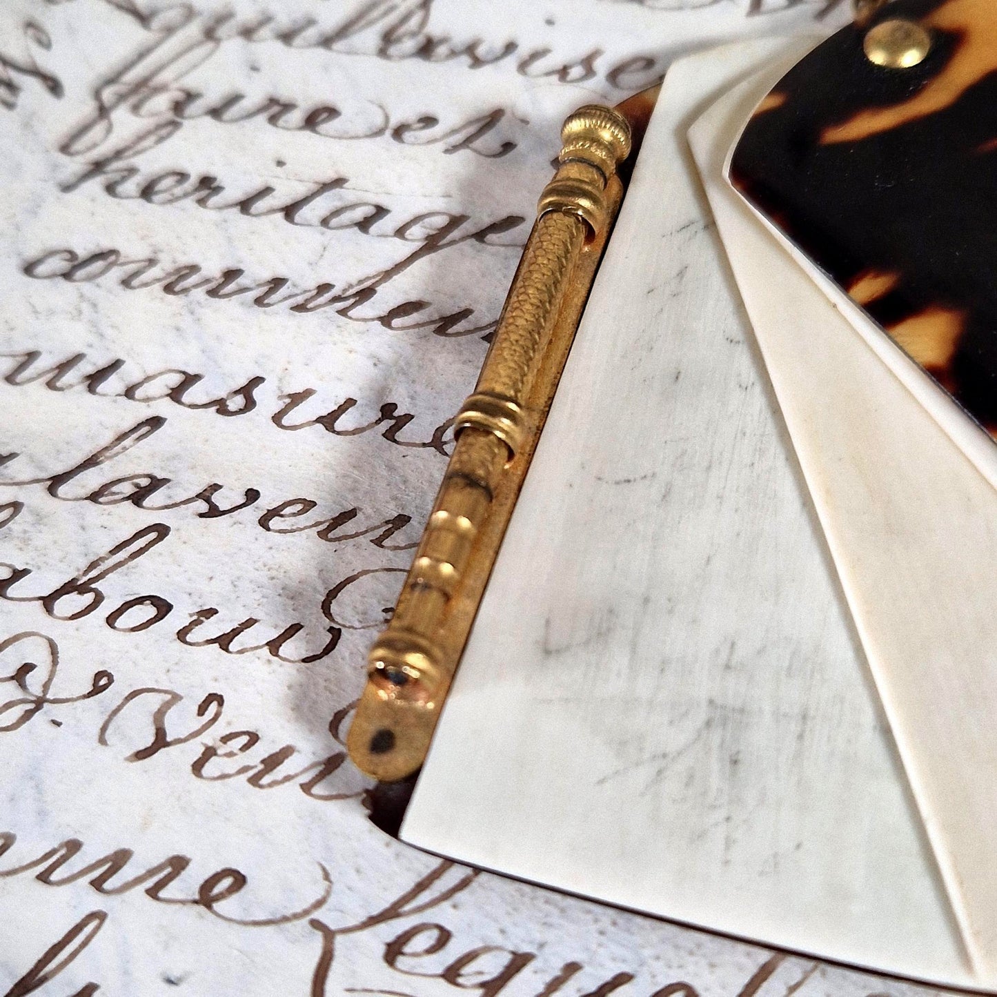 objet de mode 19e siecle carnet de bal