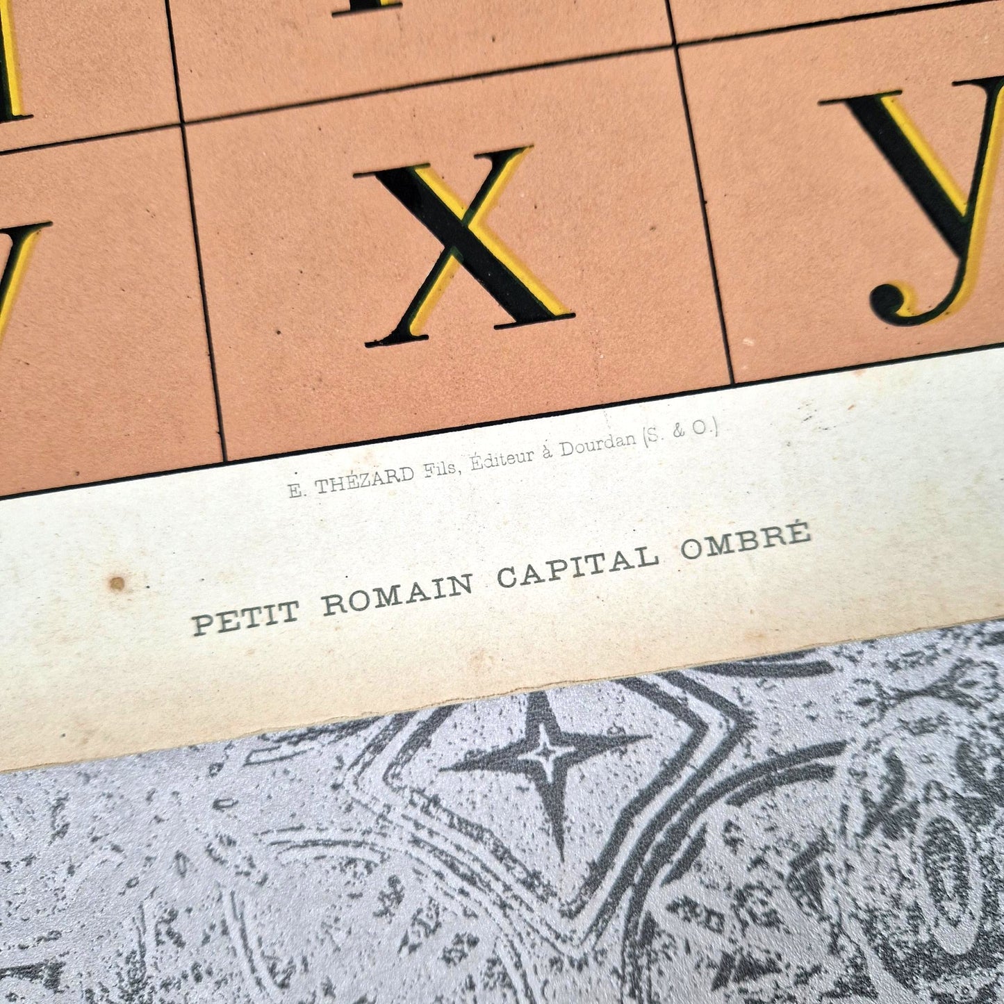 planche lettres ombre romain artisanat