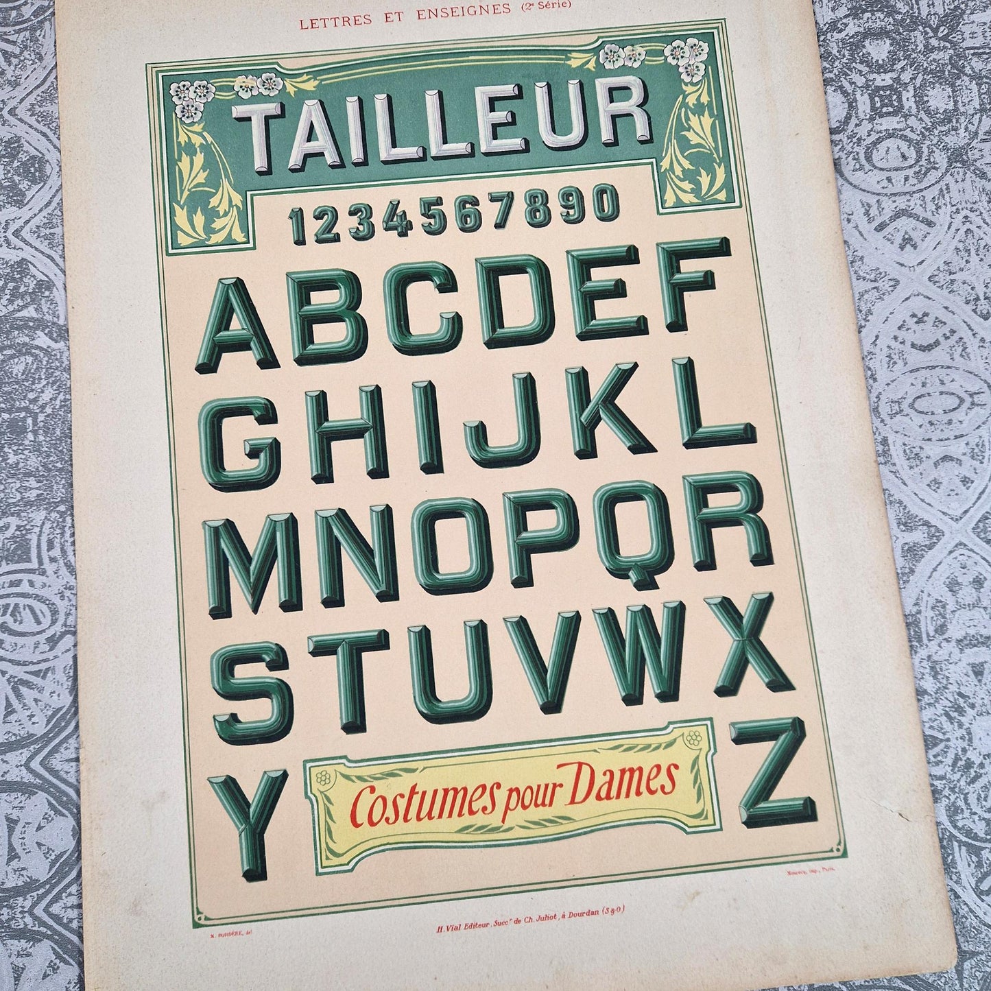 typographie tailleur costumes vial