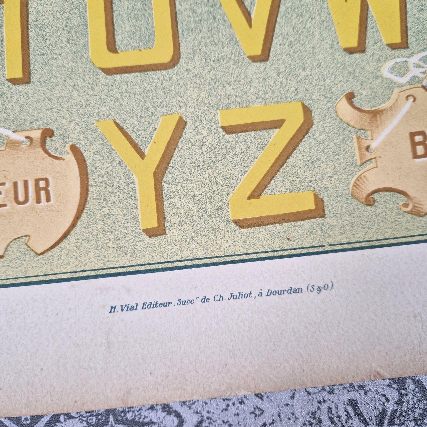 vintage typography bar café