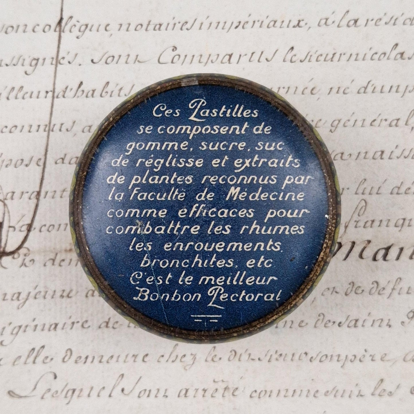 Rare lithographed tin box "Wolf, Violet Pastilles"