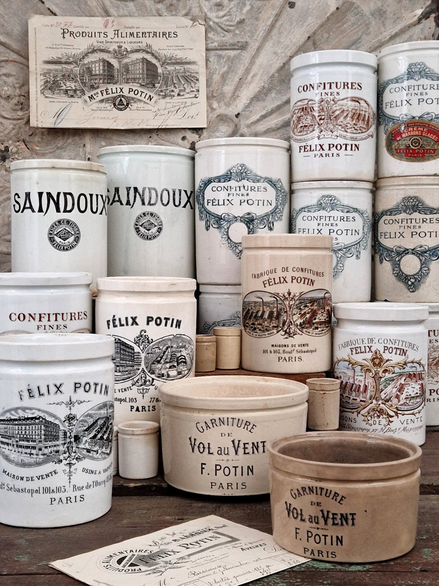 Anciens objets publicitaires - Boites et Pots Félix Potin