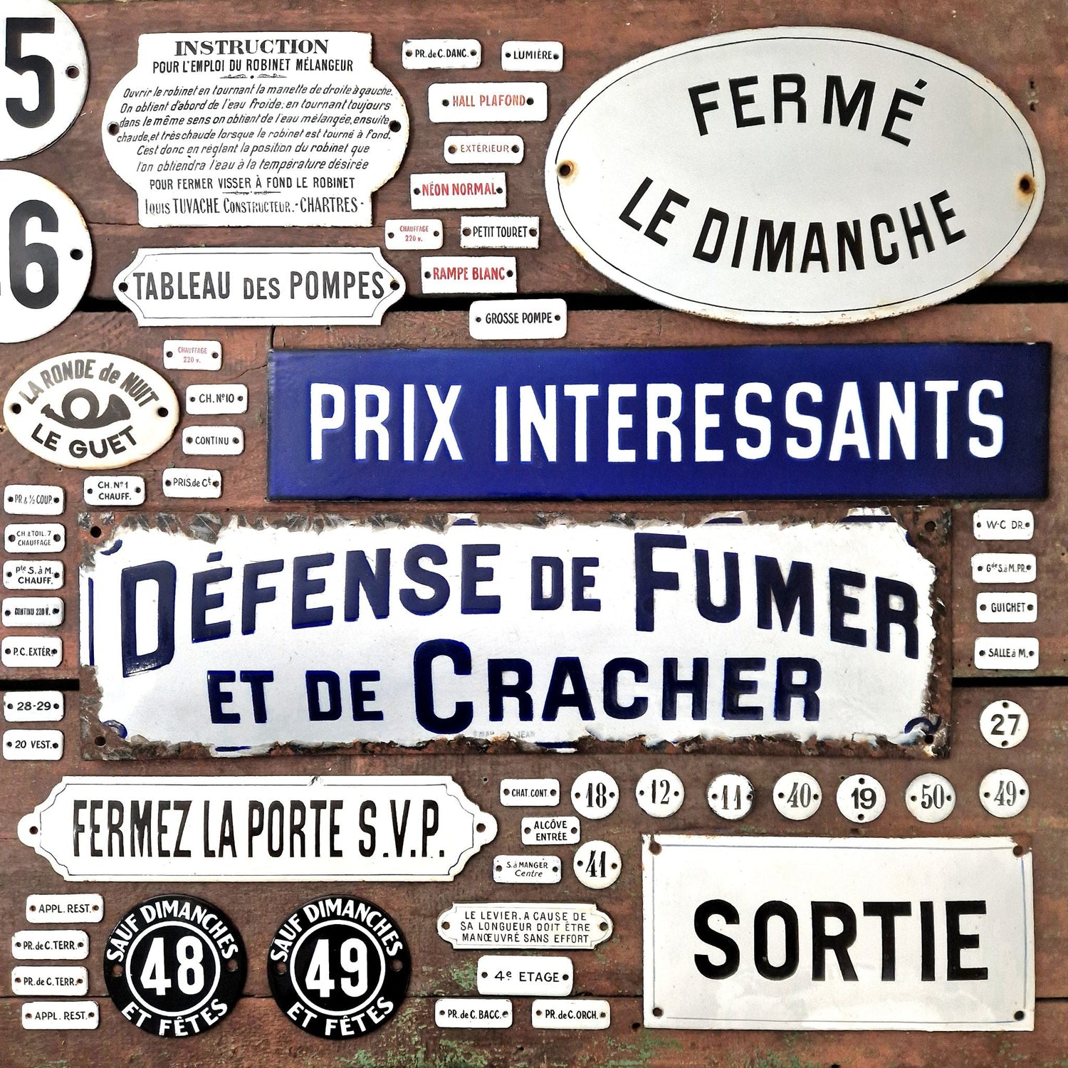 Plaques d'utilité, enseignes & anciennes pancartes
