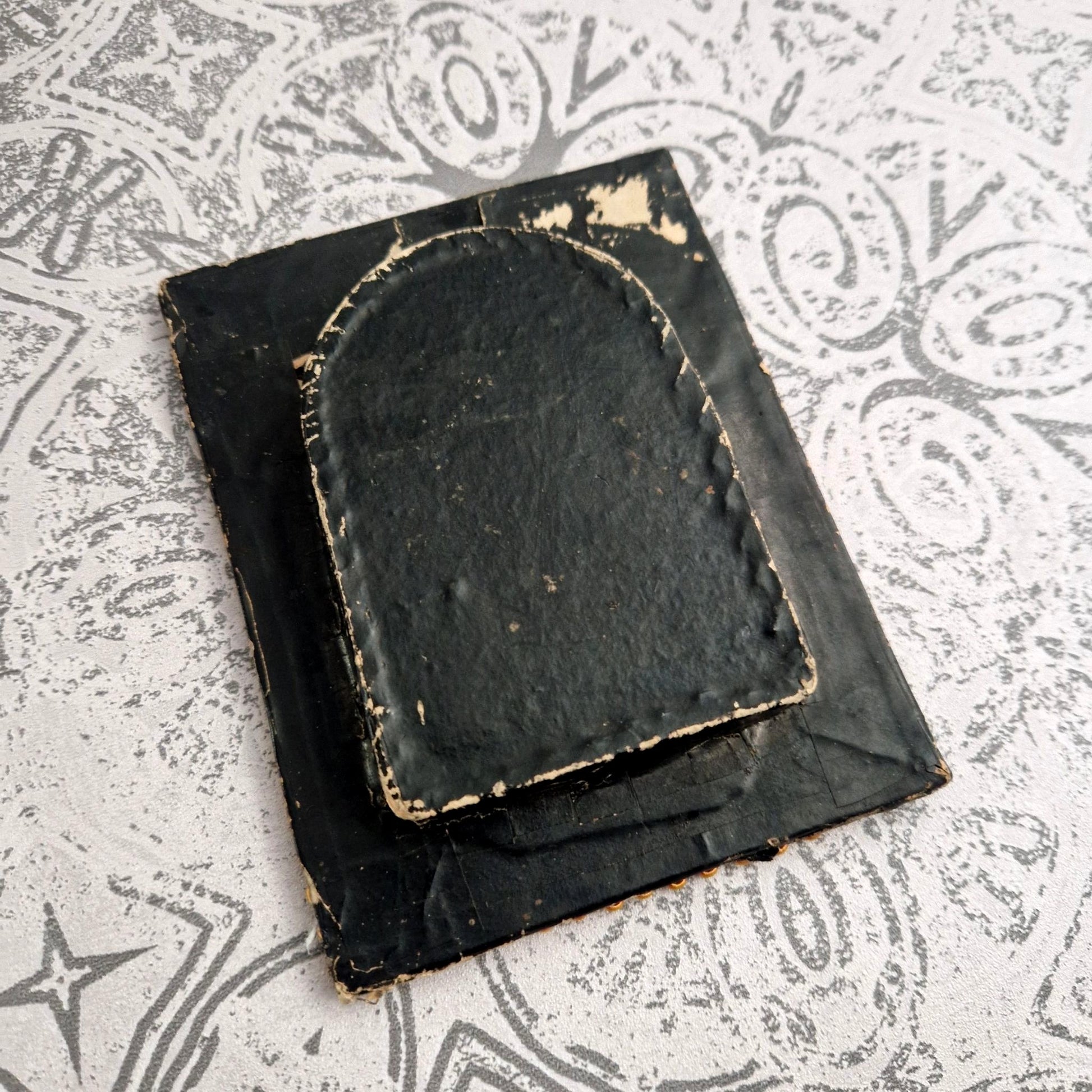 19 thc sacred heart paper shrine