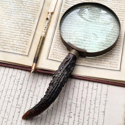 Large reading magnifier with antler handle