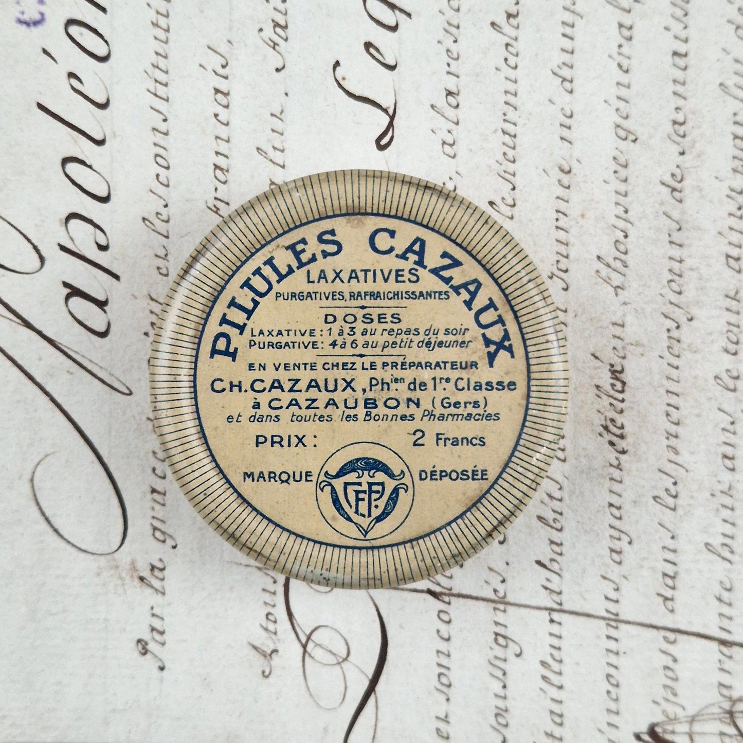 Boîte pharmaceutique « Pilules Cazaux »