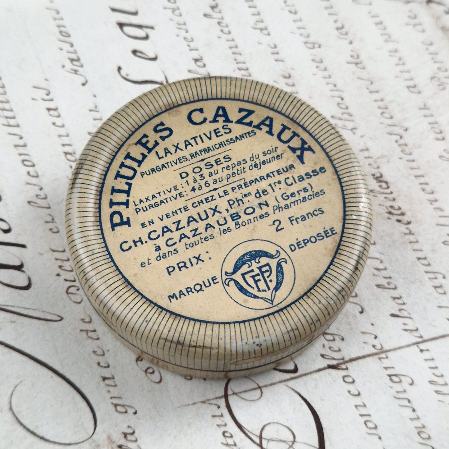 Boîte pharmaceutique « Pilules Cazaux »
