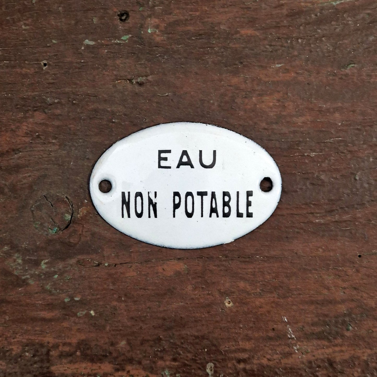 Plaque émaillée ovale « Eau non potable»