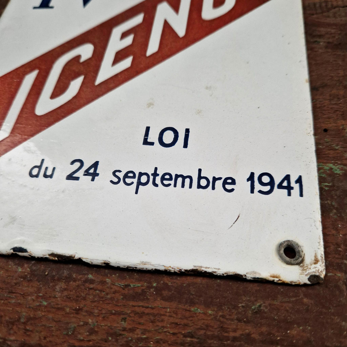 Old enamel sign LICENCE IV - 1941
