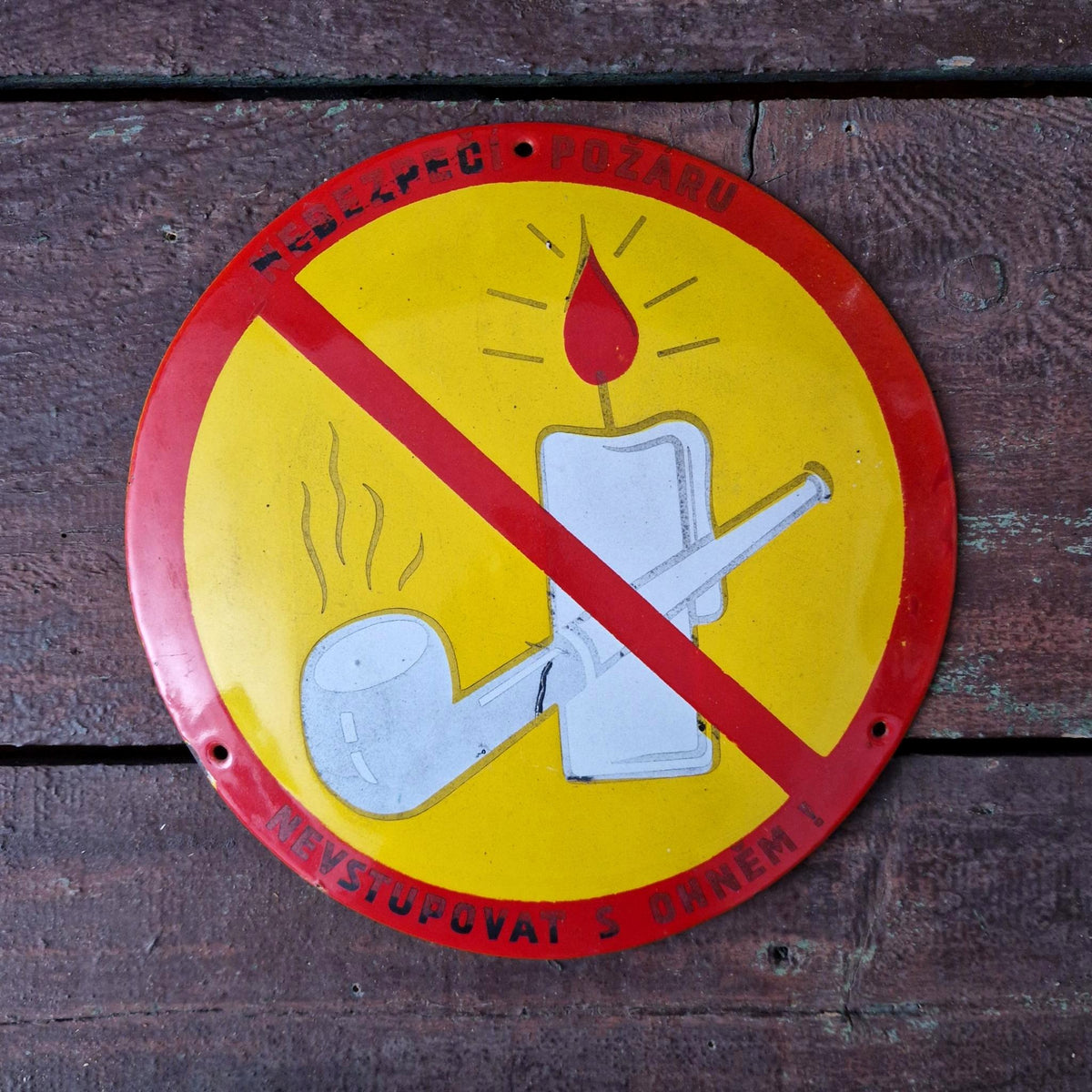Enamel sign "No Smoking", Circa 1960