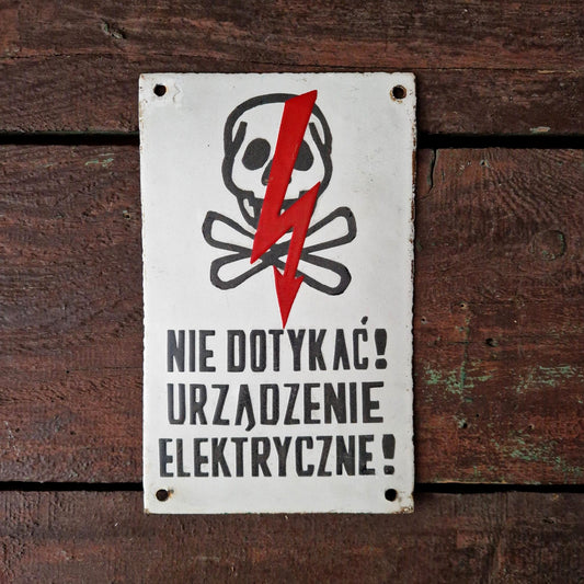 Plaque émaillée « Danger - Tête de mort », Vers 1950