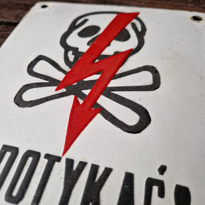 Enamel sign "Danger - Skull", Circa 1950