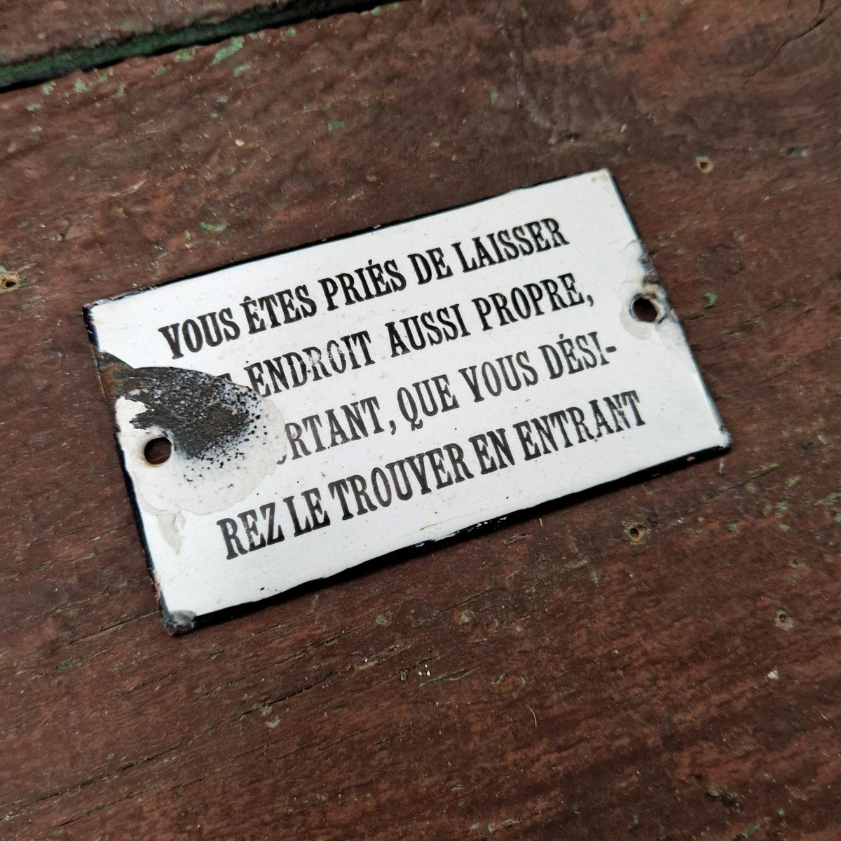 Enamel sign "Please leave…"