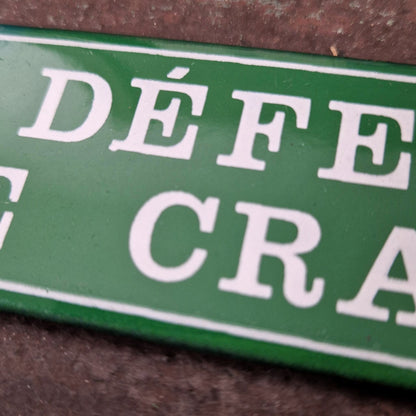Plaque émaillée « Défense de cracher »