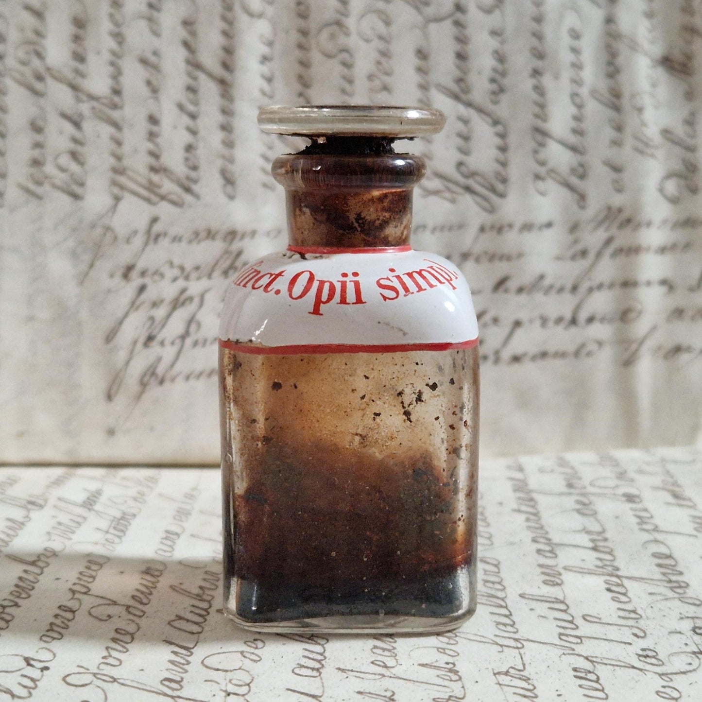 Small enameled bottle "Tinct. Opii simp."