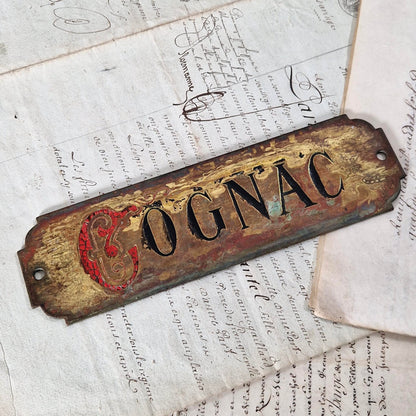 Superbe plaque ancienne en laiton peint « Cognac »