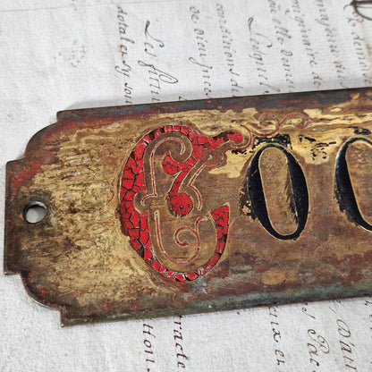 Superbe plaque ancienne en laiton peint « Cognac »
