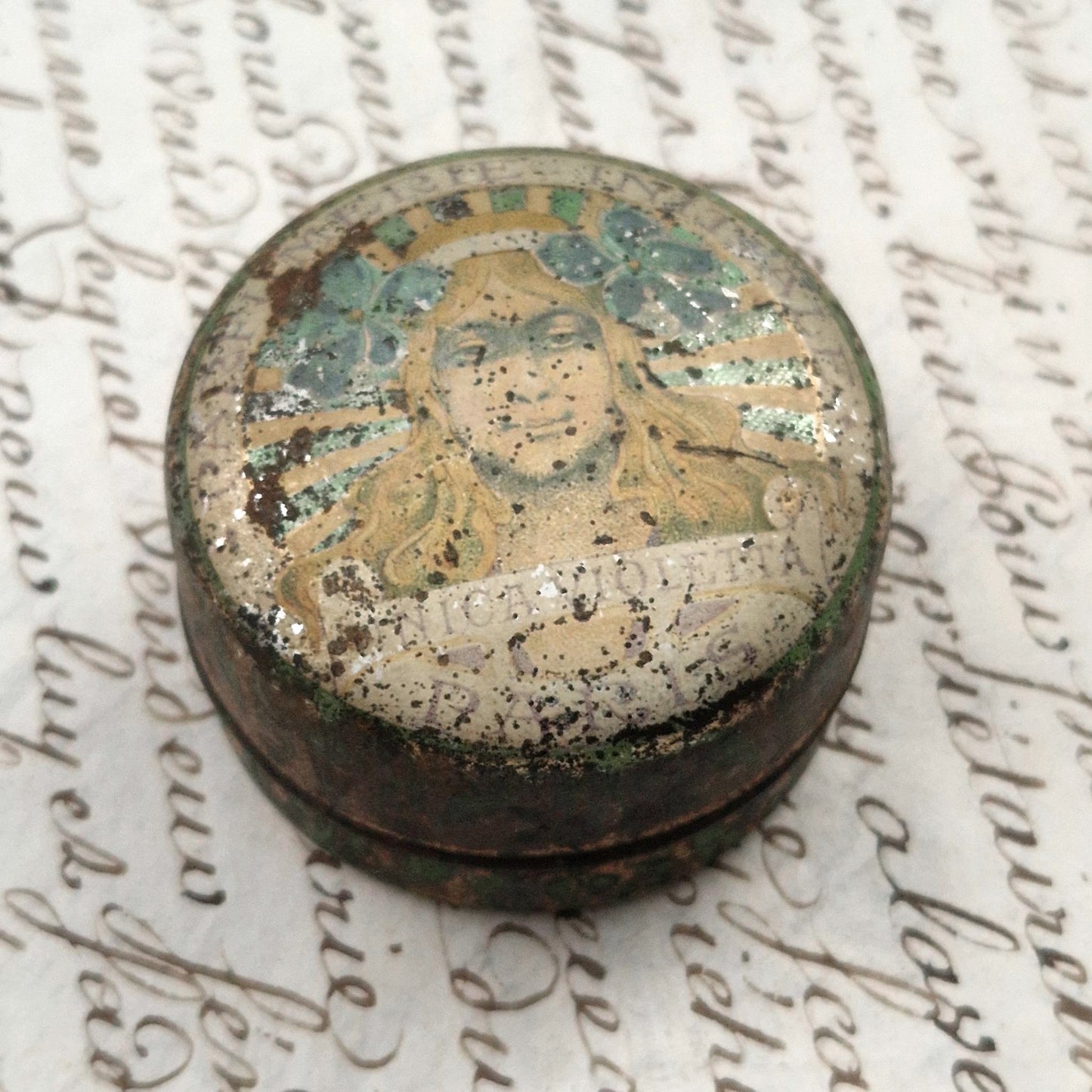 Rare box of "Crème aux Violettes de Nice"