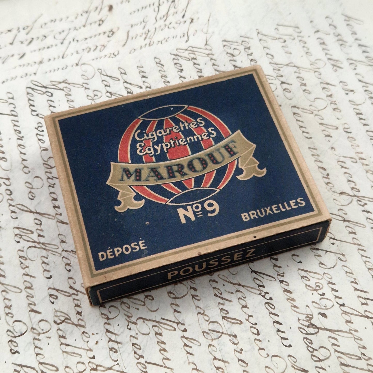 Complete box of Egyptian cigarettes "MAROUF No. 9".