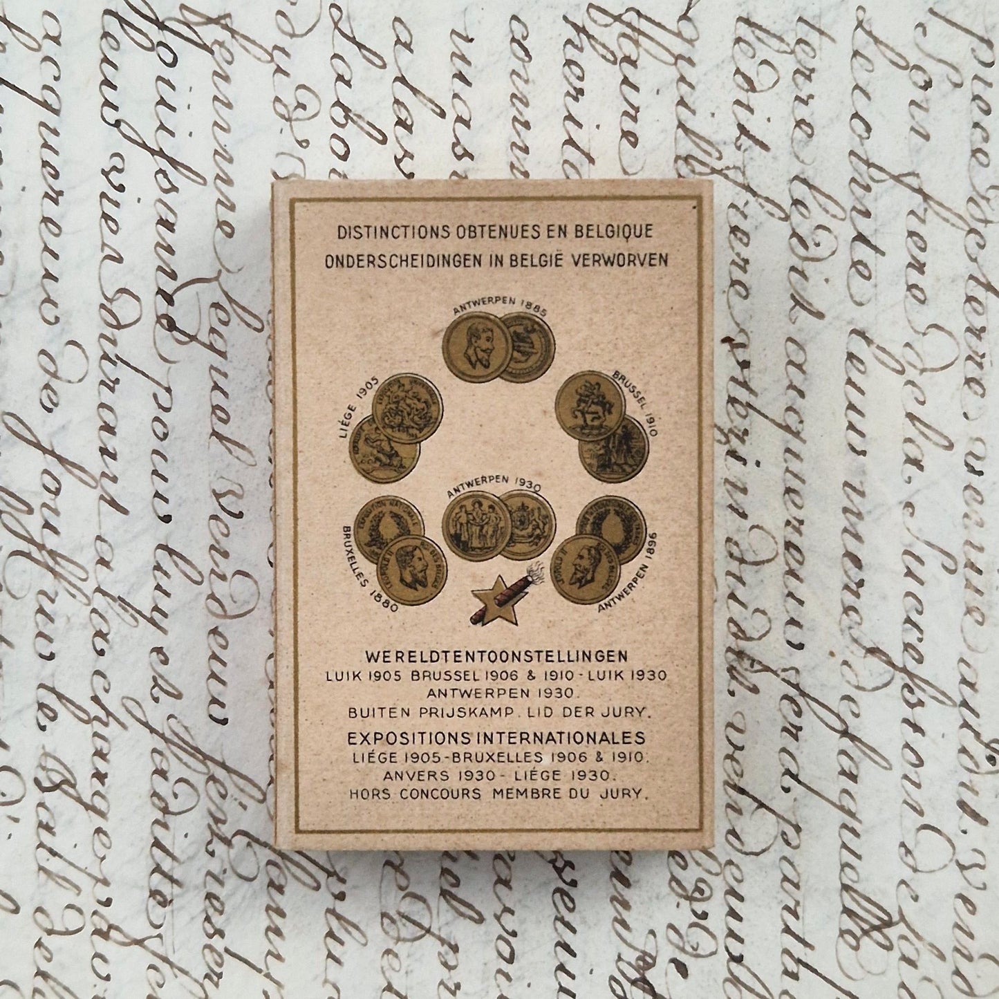 Box of “John” cigarettes - Colonias Hermanos