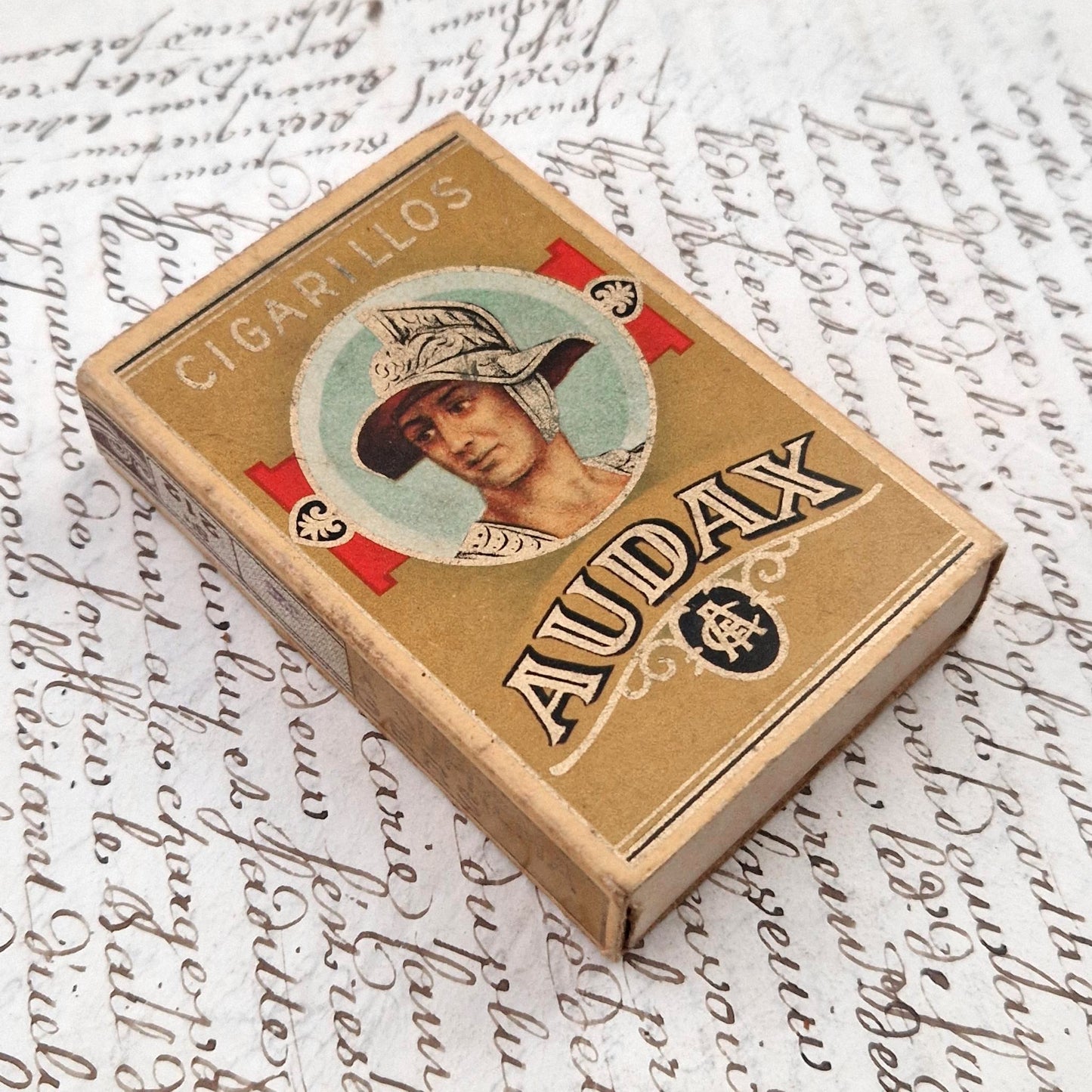 Boîte de cigarillos ancienne « Audax »
