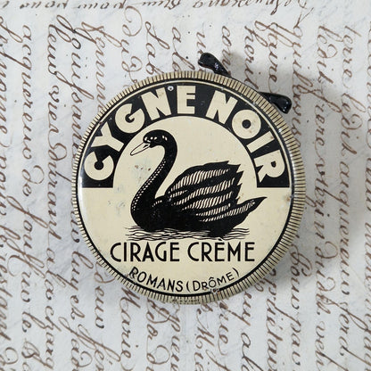 Boîte publicitaire « Cygne Noir », Cirage crème