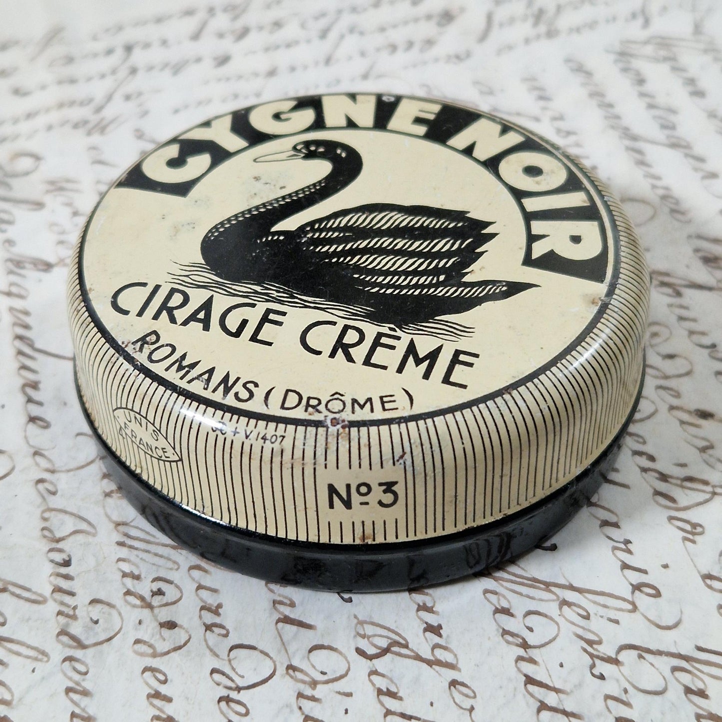Boîte publicitaire « Cygne Noir », Cirage crème