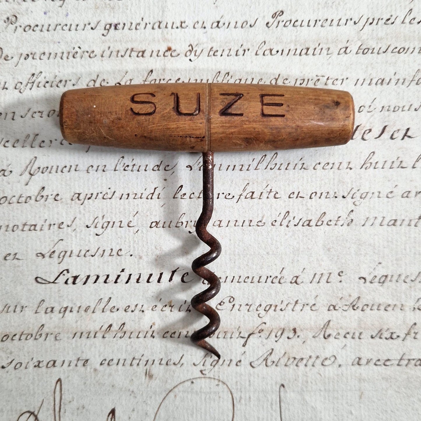 Tire-bouchon publicitaire « SUZE » - manche bois