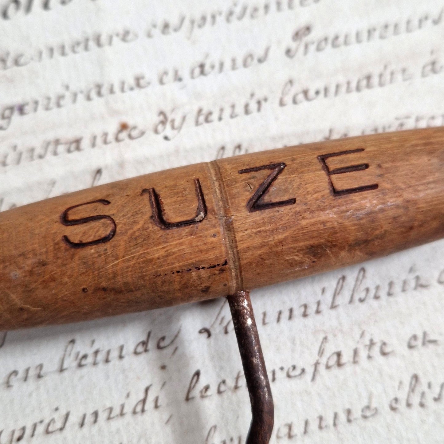 Tire-bouchon publicitaire « SUZE » - manche bois