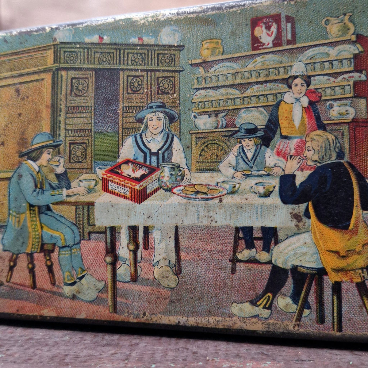 Lithographed tin box "Galettes Saint Michel, J Grellier"