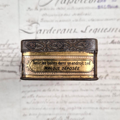 Boîte publicitaire « Bêtises de Cambrai – Despinoy »