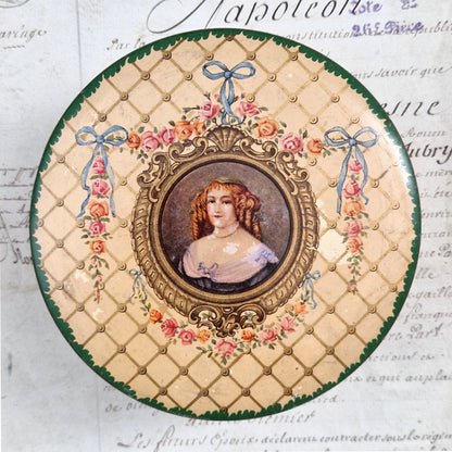 Antique box "Chocolat de Royat", Circa 1900