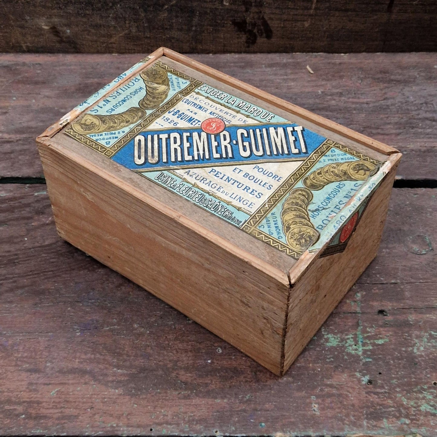 Boite ancienne « Boules Outremer Guimet », Vers 1900