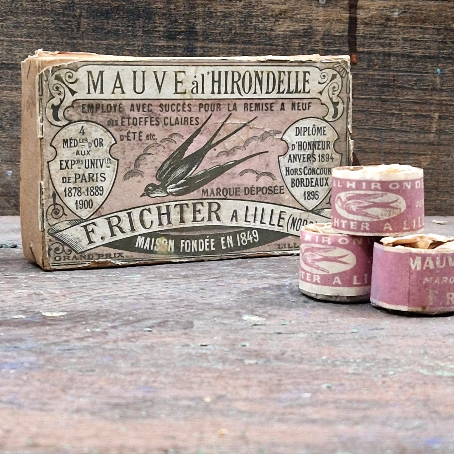 Box of "The Swallow - Mauve" dye (12 sachets)