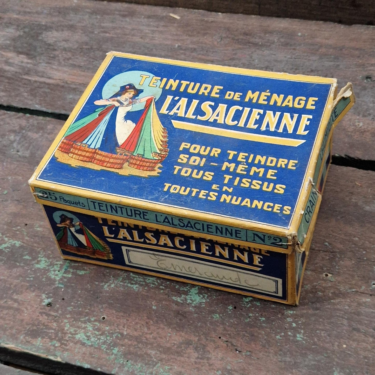 Box of "L'Alsacienne - Yellow Green" dye (15 sachets)