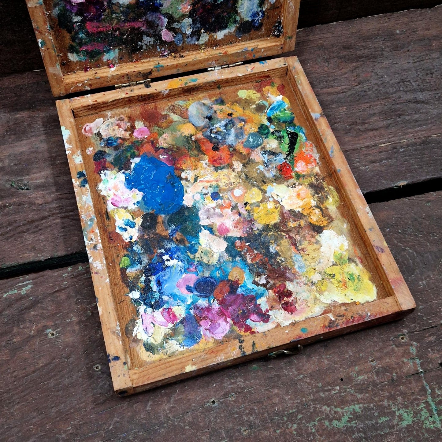 Wooden artist's box - Mixing palette